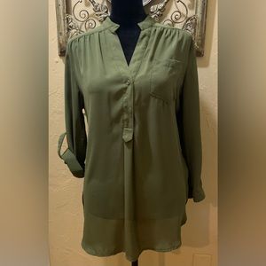 41 Hawthorn Olive Green Button Up Sheer Blouse Size S